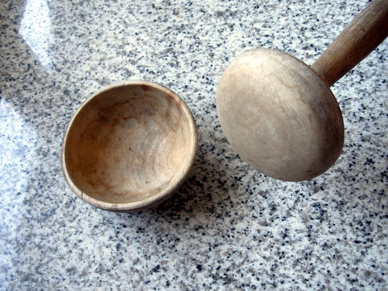 Ancien pilon de cuisine en bois