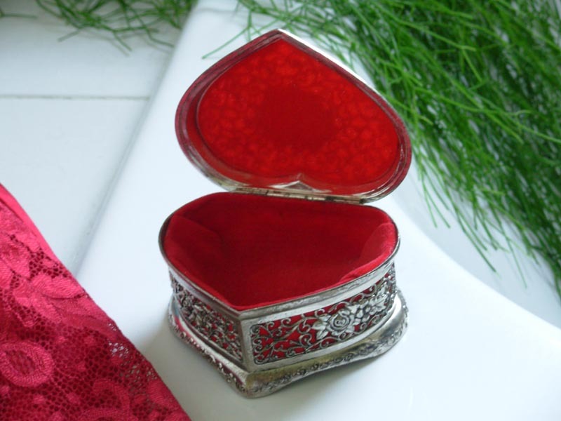Boîte à bijoux en forme de coeur