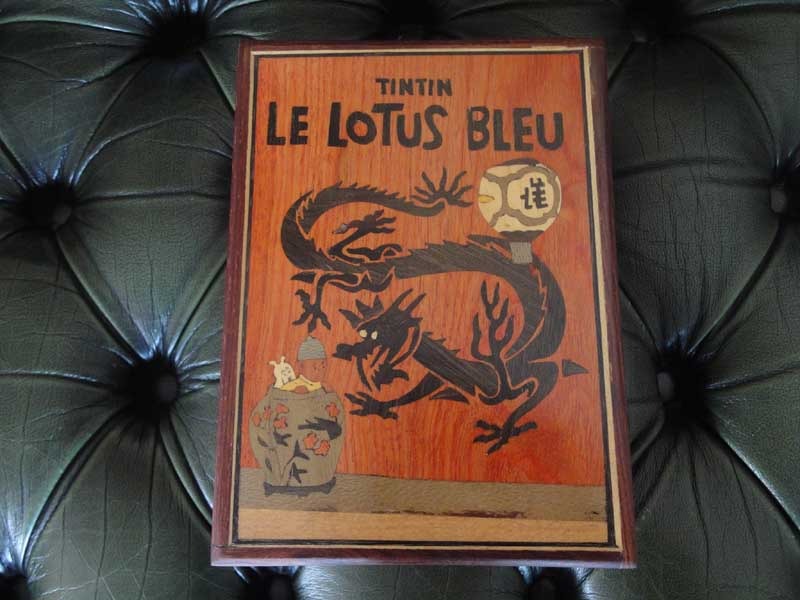 Boîte à secret en marqueterie - Le lotus bleu