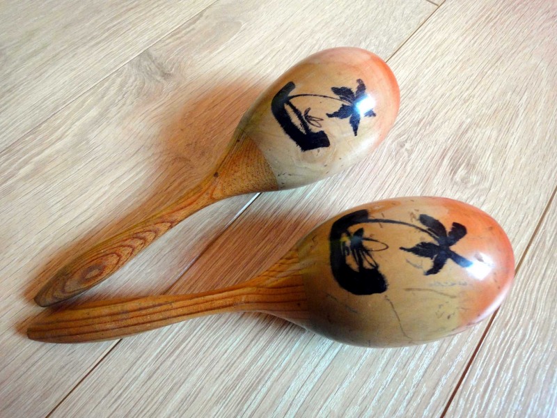 Maracas vintage en bois