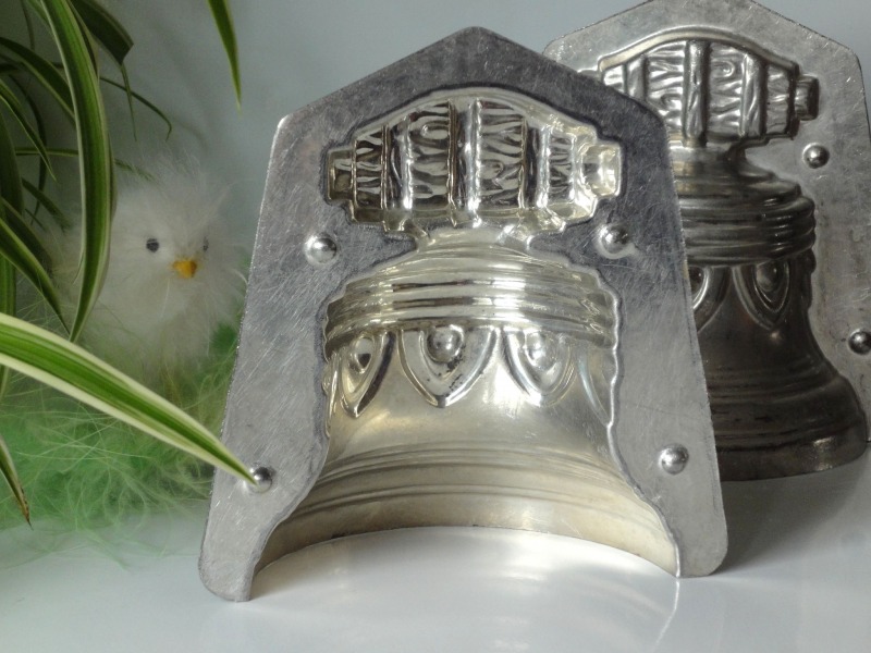 Moule de chocolatier en métal - Cloche