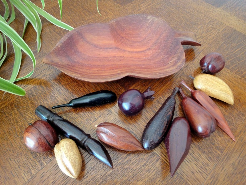 Plateau de fruits en bois