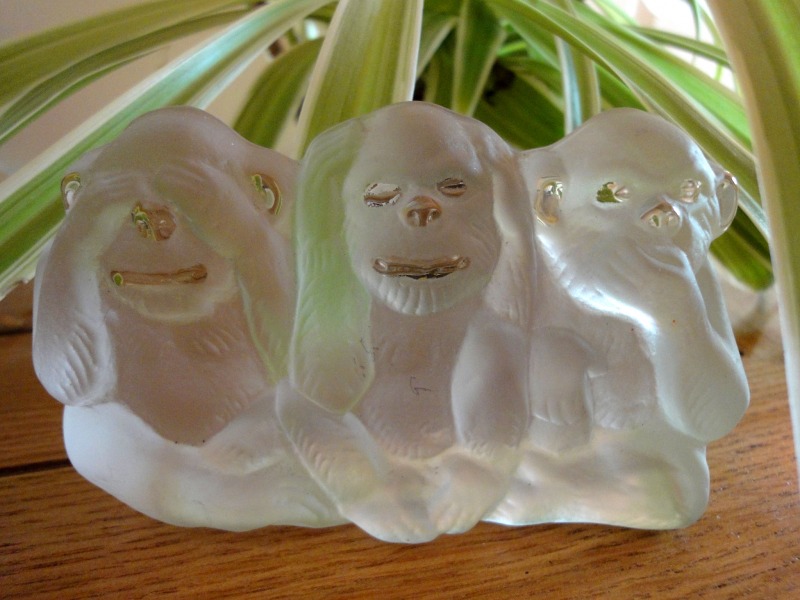 Singes de la sagesse en cristal