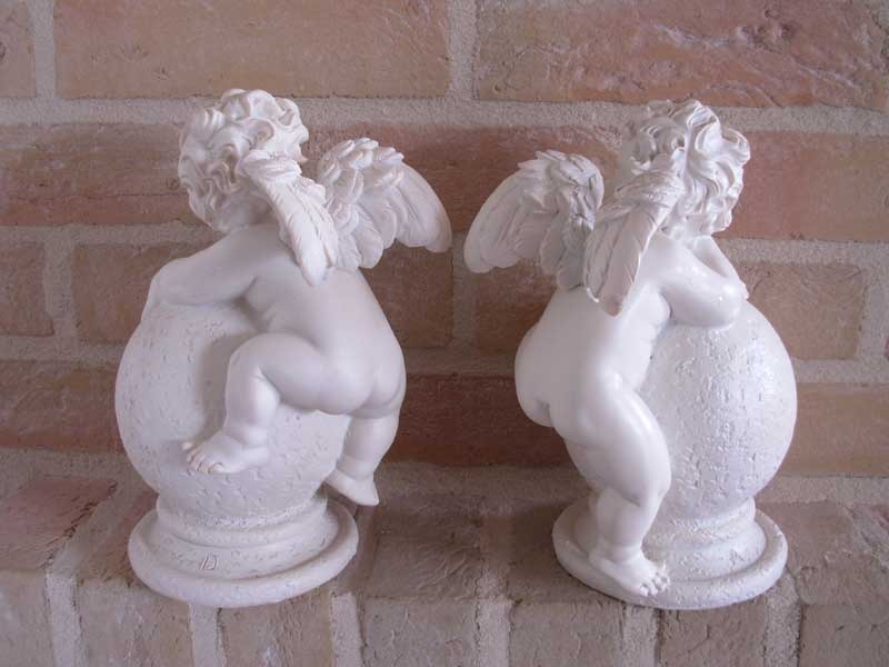 Statuettes - 2 angelots sur une boule