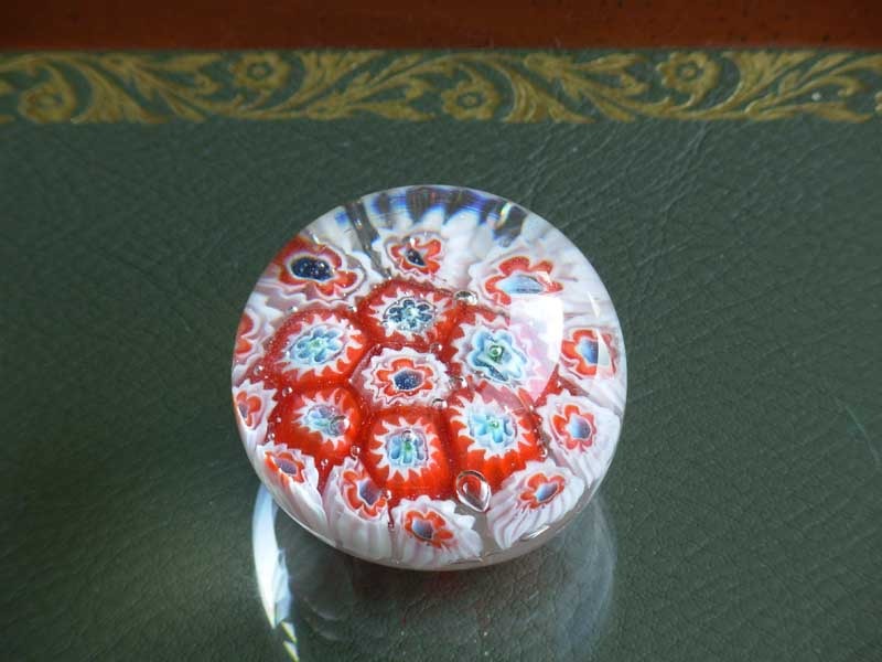 Sulfure presse-papier en forme de sphère